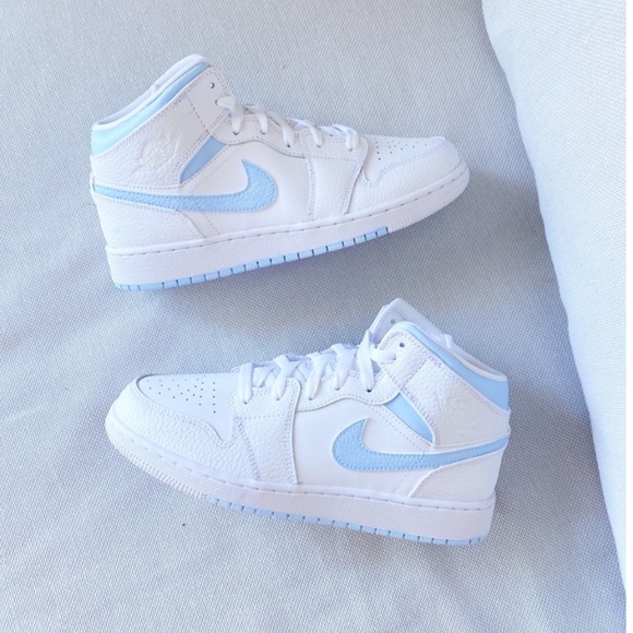 Nike air jordan 1 mid custom - Picture 2 of 2